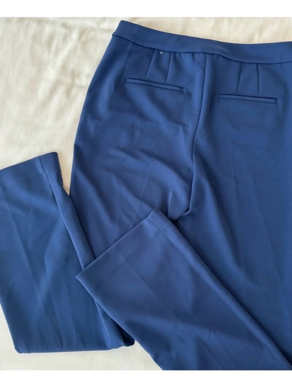 White House Black Market The Slim Straight Leg Pants Size 8